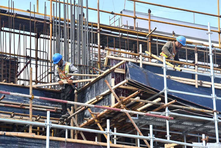 在济宁企业申请建筑施工企业安全生产许可证新申请、延期时三类人员如何配备?济宁任城嘉祥汶上泗水建筑施工企业安全生产许可证代办!